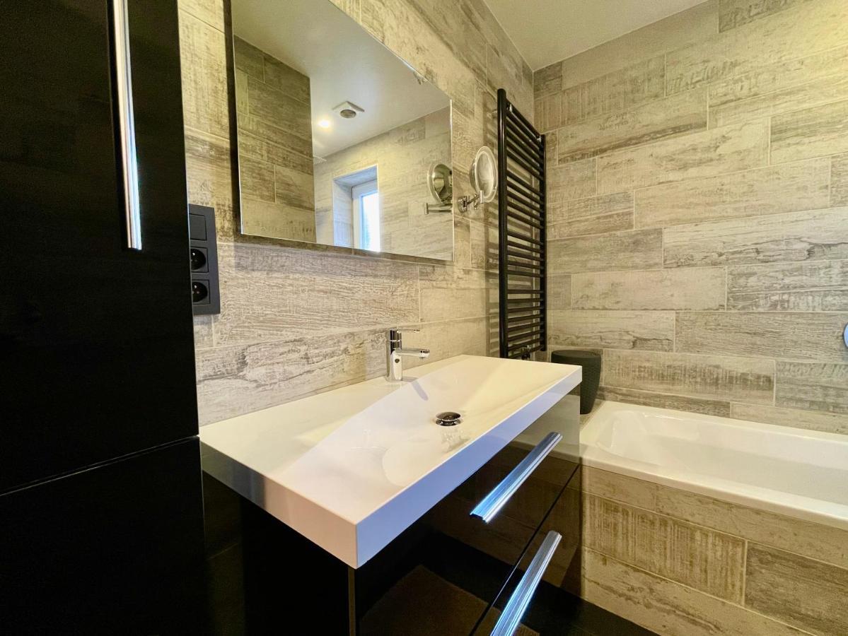 Suite 40 Jacuzzi & Sauna By Malmedreams Malmedy Exterior photo